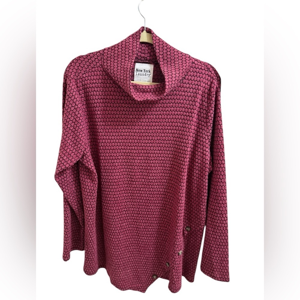 New York Laundry 1X Burgundy Textured Knit Tunic Sweater Cowl Neck Button Detail
